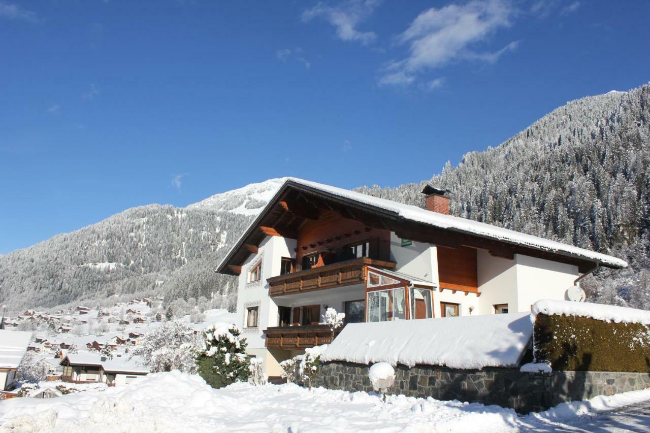 Haus Netzer Irma Apartamento Sankt Gallenkirch Exterior foto